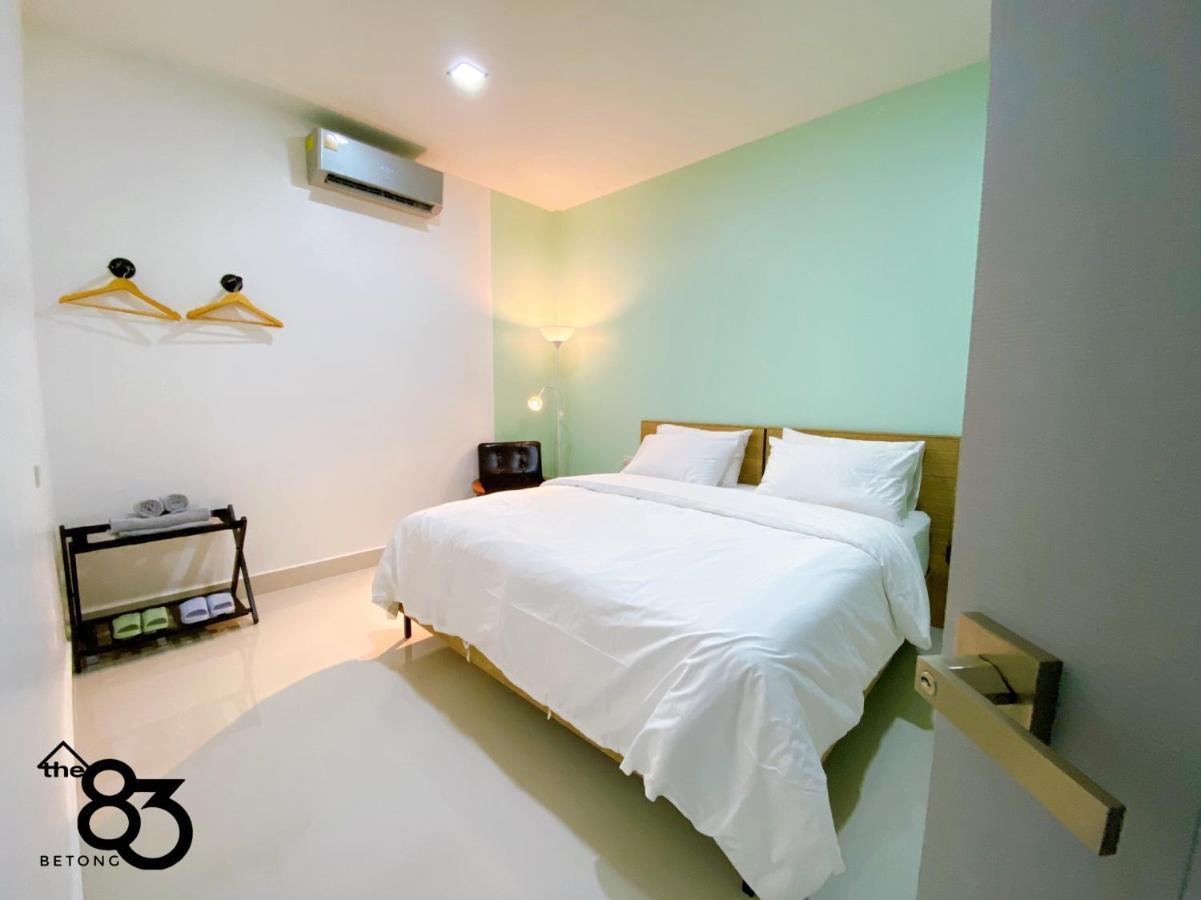 The 83 Betong Guesthouse Luaran gambar